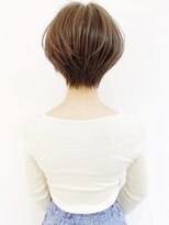 アンド ストーリーズ(&STORIES)&nbsp;大人可愛い小顔ひし形ショートボブ20代30代40代