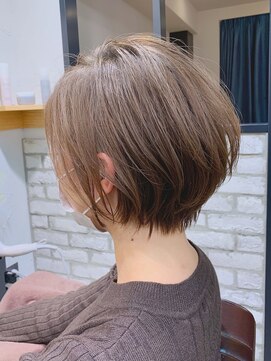 アヴァロン(AVALON) 【mag  ginza】絶壁解消！！横顔美人なオトナのショートボブ7