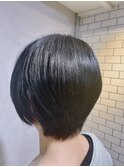 黒髪×ハンサムショート