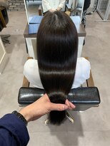 ユニ(Uni.)&nbsp;暗髪×髪質改善トリートメント