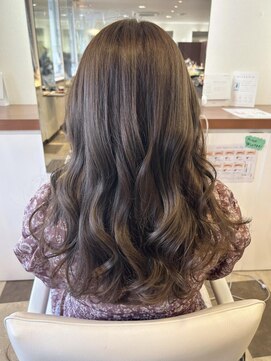 トップヘアー ネオ(TOP HAIR Neo) レイヤーカット/韓国艶巻き