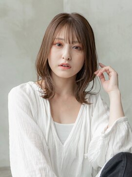 ハバナ 新宿(HAVANA) オリーブベージュ/くびれレイヤーミディアム/小顔顔まわりカット