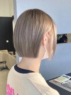 エヌアンドエー 草加店(N&A) ミルキーベージュ