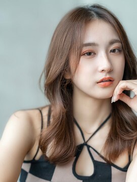 イオ 本厚木(io) 韓国レイヤーくびれ似合わせカットイメチェンフルバンク小顔