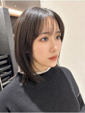 ノア(noah.) 大人っぽい女性のイメージ/レイヤー/クビレ