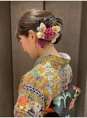 【ボブでもアップスタイルに！】ルーズシニヨン
