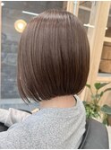 切りっぱなしボブ/透明感カラー