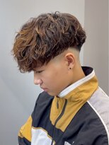 エルマーク 枚方(L-MARK)&nbsp;スペインカールスパイラルパーマツイストパーマフェード短髪