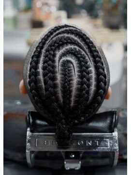 ツークツワンク バーバー 新宿(ZUG2WANG BARBER) cornrows