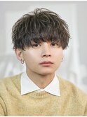 黒髪メンズマッシュ波巻きパーマシャドウパーマラウンドマッシュ