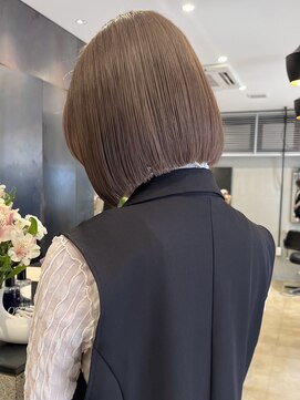 コージーベルベット(Cosy Velvet) ベージュ×ぷつっとボブ☆