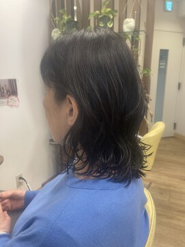 カットサロン ウシジマ(CUT SALON USHIJIMA) 【くびれレイヤーミディ×ナチュラルブラウン】