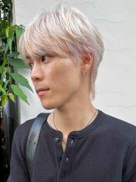 ベレーザ 渋谷(BELEZA) 14588金髪ホワイトブロンドフェザーショートウルフカット