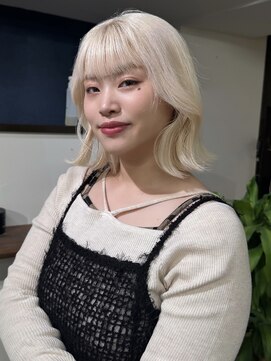 メゾン 心斎橋店(Maison) 柔らかいホワイトブロンド