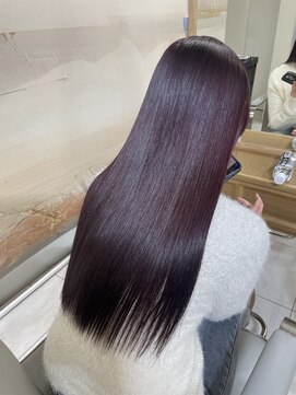 ネスト(Nest) 美髪矯正×深めボルドー