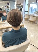 40代、50代、60代/白髪ぼかしハイライト/ショートボブカット