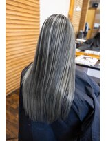 ヘアーメイク ダンス(hair make DANCE)&nbsp;バレイヤージュで仕込むグレージュロング
