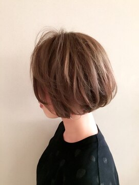 ロンド ブランシュ 錦糸町北口(Lond blanche) グレージュカラーのふんわりボブスタイル☆担当 副店長 川上功介