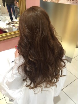 ヌーム 塚本店(NOOM) きれいウェーブで大人女子のフェミニンスタイル