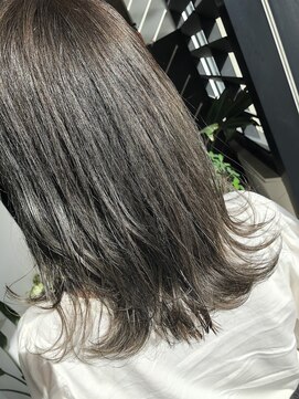 ジャガラ 千葉駅北口店(JAGARA) マットグレー【千葉・千葉駅・千葉駅北口】