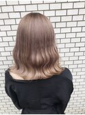 ミルクティーベージュ