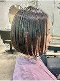 【cres奈佳子】オリーブグレージュ×切りっぱなしボブ