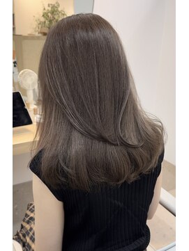 カラ フクオカ 天神(Cara FUKUOKA) 【ミルクティーグレー&ミディレイヤー】《福岡透明感カラー》