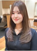 グレーベージュストレートレイヤーロング黒髪◎20代30代40代50代