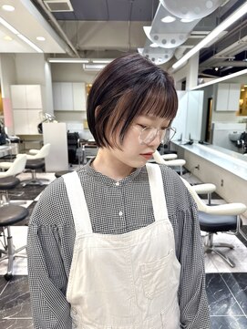 テテ(TETE) ショートボブ/インナーカラー/フェイスフレーミング