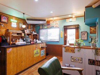 HAIRSALON　AMERICAN　DREAM