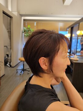 ショートボブ/大人ショート/まるみショート/耳掛けショート