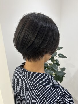 グラムヘアー(GLAM HAIR) 大人可愛い黒髪ショートヘア