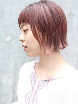 シトリ(ShitoRe) オン眉ショートバング×プラムピンク切りっぱなしボブ