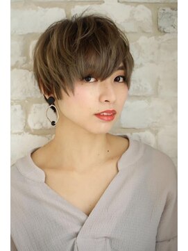 フォルテ 掛川店 骨格補正スタイル【掛川　美容室　ショート】