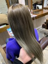 ラ メール ヘア デザイン(La mer HAIR DESIGN)&nbsp;シルバーベージュカラー