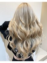 ローレン(Rollen)&nbsp;シールエクステ×派手可愛いホワイトベージュ！