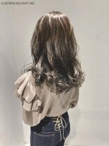アーサス ヘアー デザイン 那覇おもろまち店(Ursus hair Design by HEADLIGHT)&nbsp;大人可愛いグラデーションカラー×スモーキーベージュ