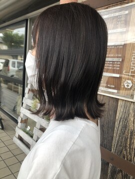 ヘアホスピタル ファニーフェイス(HAIR HOSPITAL funny face) チラッとみえる可愛いインナーカラー/暗めカラーデザインカラー