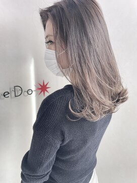 レド(LeDo) グレージュ