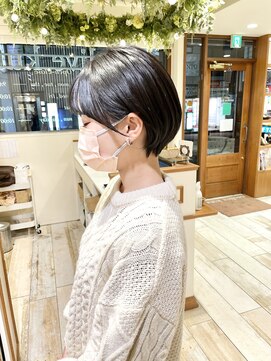 ネオリーブ クタ 町田店(Neolive kuta) 大人ショート【町田、町田駅220111】