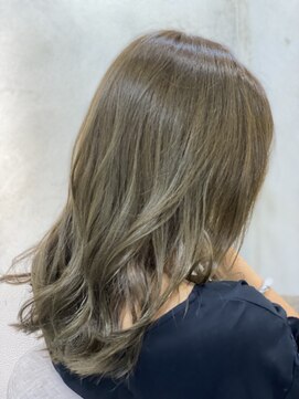 ジル(JiL) 透明感アッシュカラー