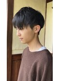 刈り上げ+ナチュラル+黒髪