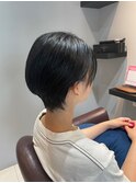 女性ツーブロックショートスタイル