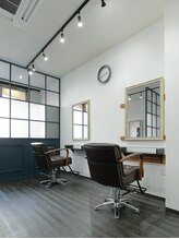 オーセンティック(AUTHENTIC)