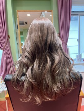 エマ(emma) ブラウンベージュカラー!