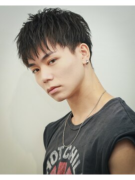 リップス 池袋(LIPPS) 無造作ソフトツイストスパイキー刈り上げショートマッシュ