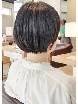 フロア(FLOOR) #マッシュボブ#まるみボブ#金沢文庫FLOOR八木