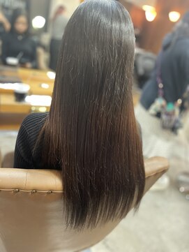 フツーロ 栄(FUTURO) プルエクステ