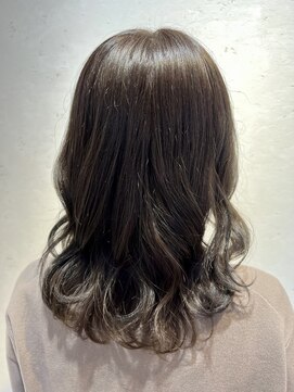 アオナ 六町(aona) 艶々アッシュブラウン【六町】