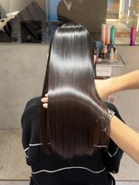 ダークグレージュ×縮毛矯正